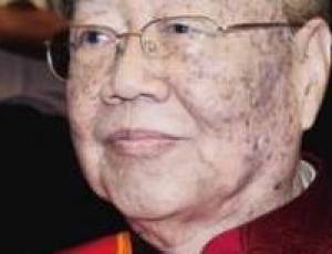 國(guó)醫(yī)大師朱良春，教你喝粥喝出長(zhǎng)壽